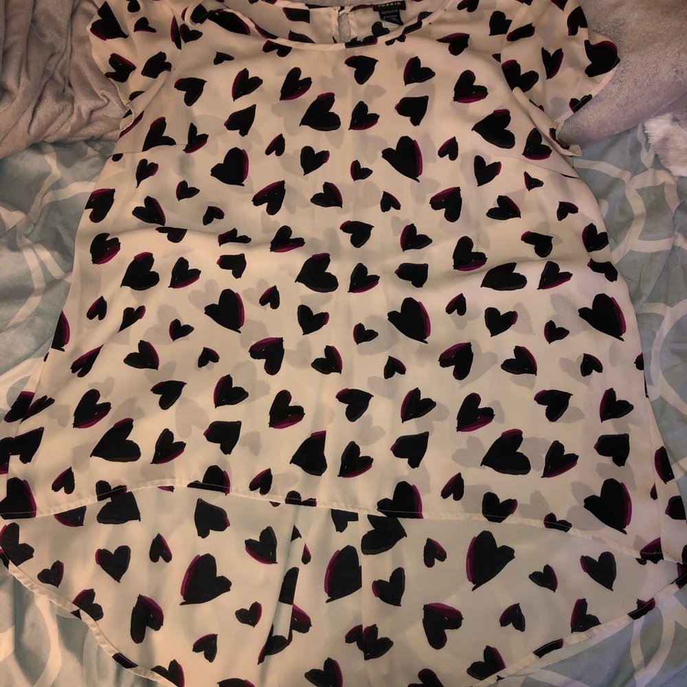 Torrid Hi Low Heart Print Top
